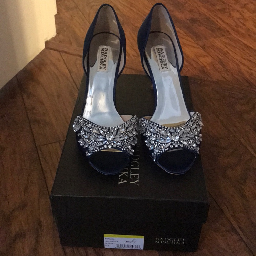 Badgley Mischka Candance peep-toe pumps